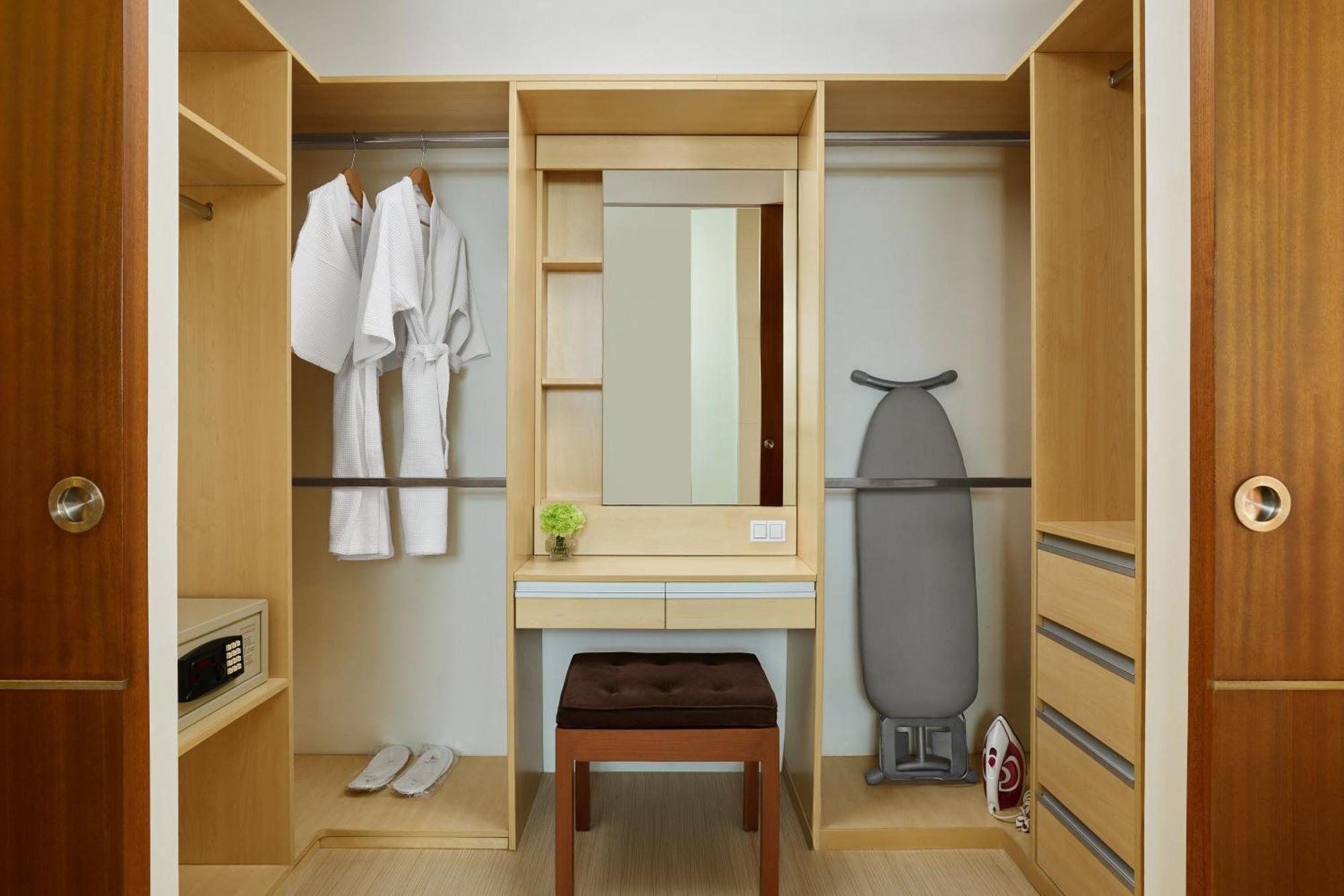The Park Nine Hotel Srinakarin Bangkok Rom bilde