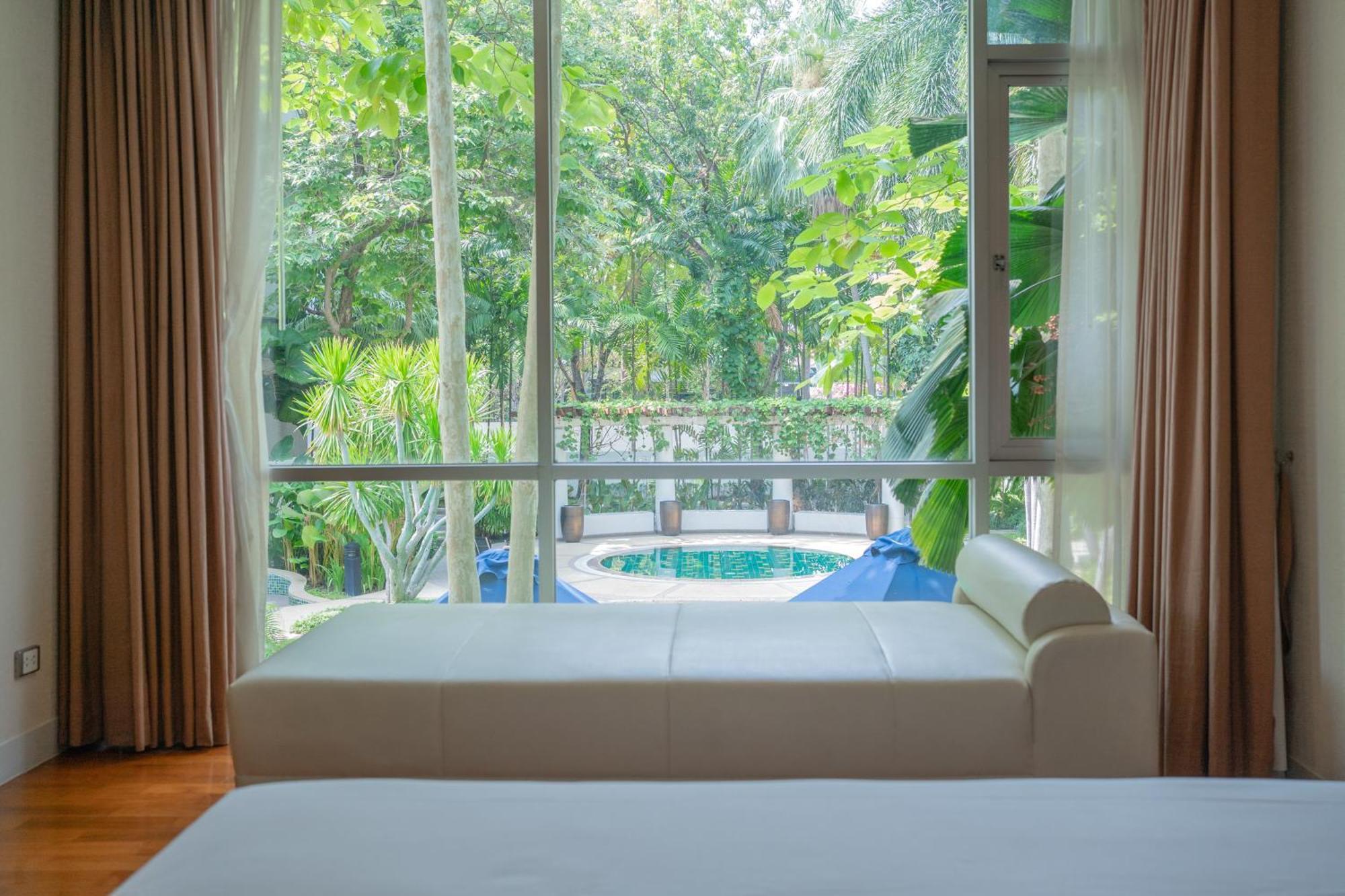 The Park Nine Hotel Srinakarin Bangkok Rom bilde