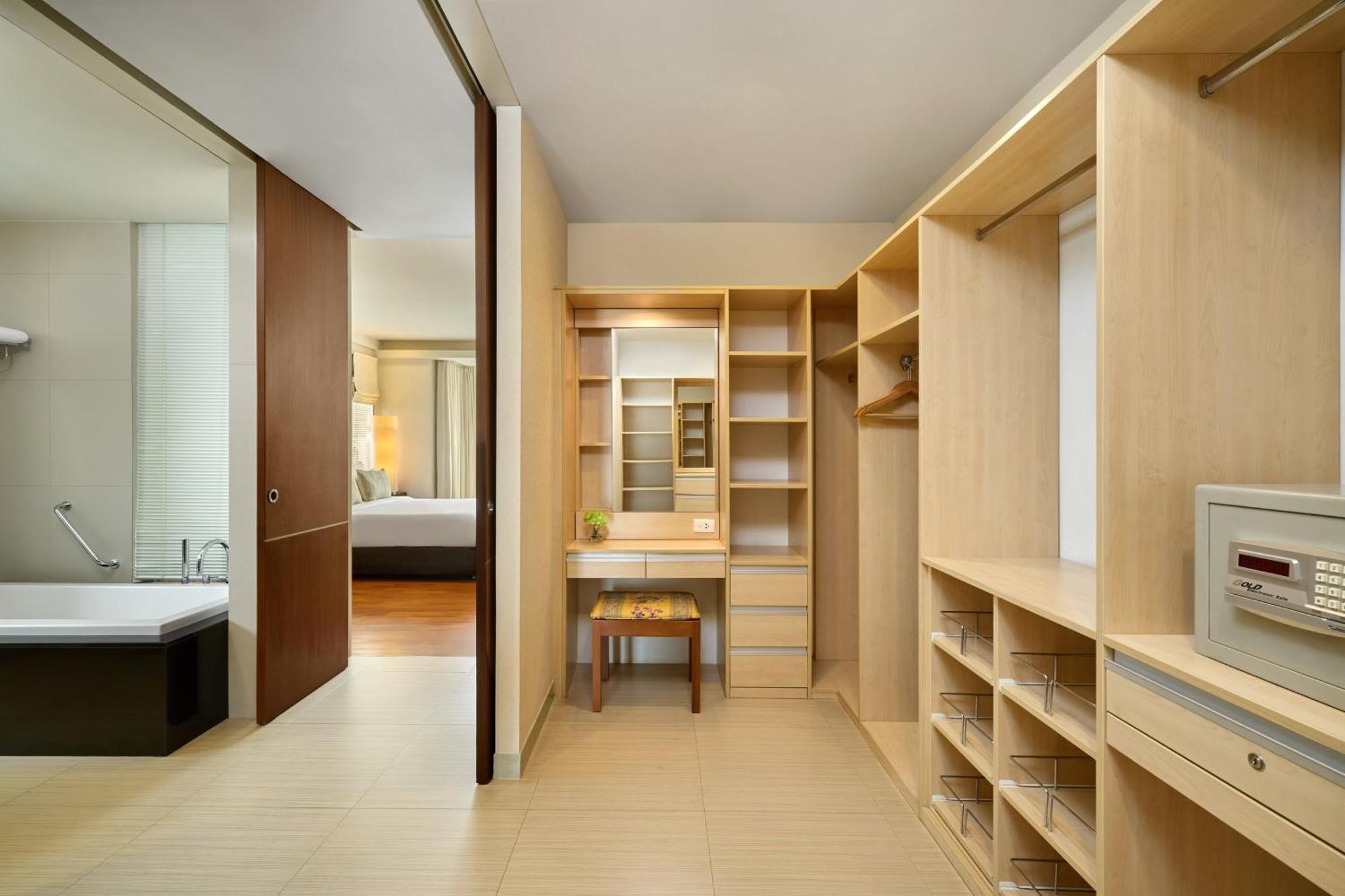 The Park Nine Hotel Srinakarin Bangkok Rom bilde